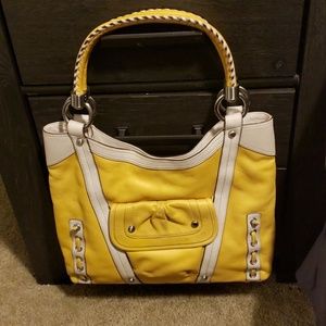 b makowsky shoulder tote